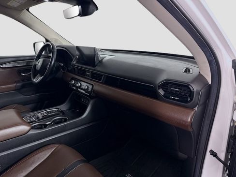Used 2025 Honda Pilot Elite image 20