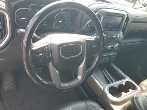 Certified 2022 GMC Sierra 2500 Denali w/ Denali Ultimate Package AWD/4WD image 17