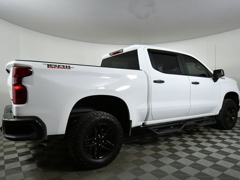 Used 2023 Chevrolet Silverado 1500 Custom Trail Boss AWD/4WD image 10