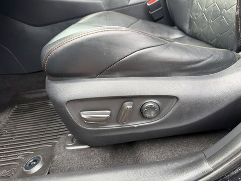 Used 2019 Toyota RAV4 Adventure image 16