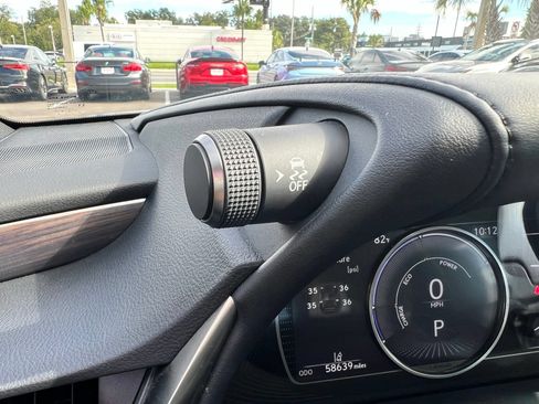 Used 2020 Lexus ES 300h w/ Premium Package FWD image 38