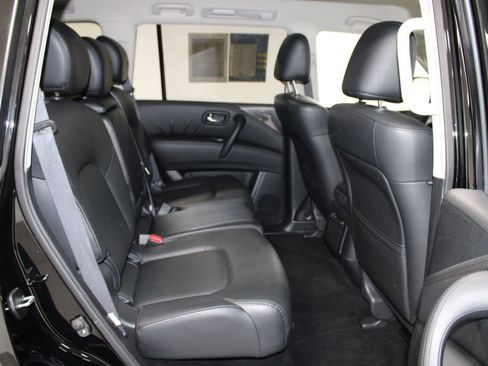 Used 2024 Nissan Armada SV w/ Cargo Package AWD/4WD image 32