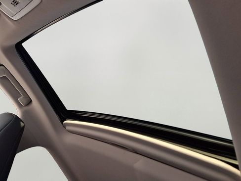 Used 2020 Lexus RX 350L Premium w/ Premium Package image 15