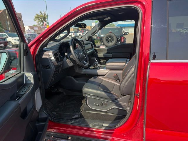 Used 2024 Ford F150 Lariat w/ Equipment Group 502A High AWD/4WD image 15
