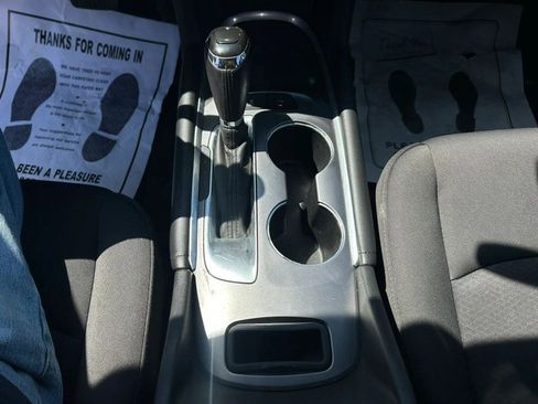 Used 2018 Chevrolet Malibu LT w/ Driver Confidence Package image 11