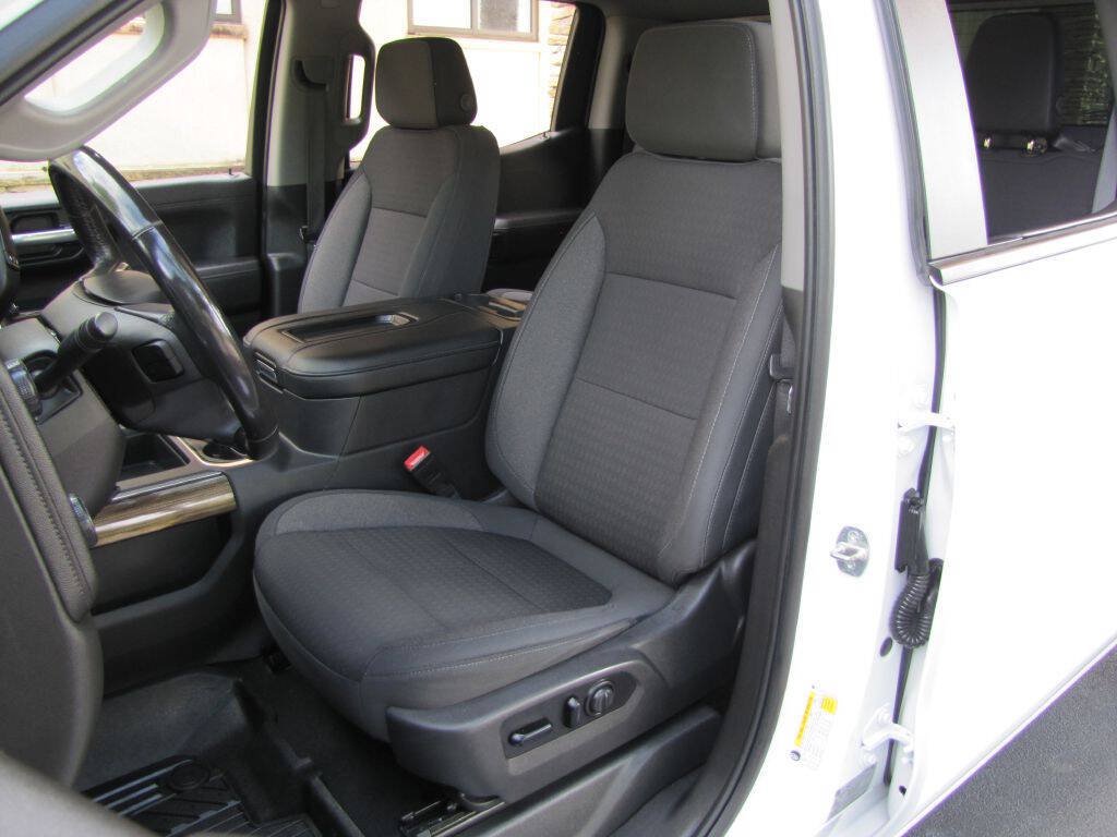 Used 2020 Chevrolet Silverado 1500 RST AWD/4WD image 14