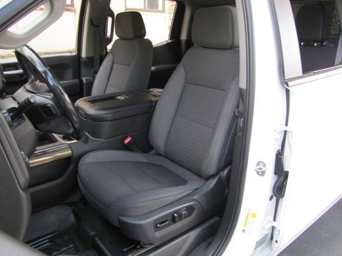 Used 2020 Chevrolet Silverado 1500 RST AWD/4WD image 14