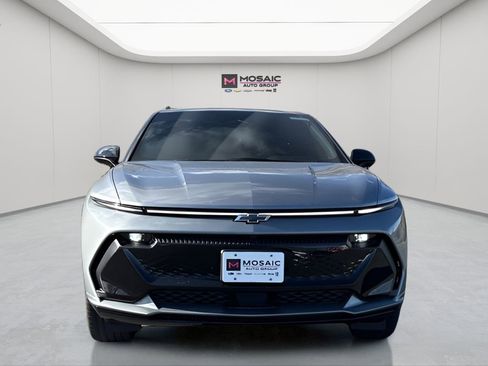 New 2026 Chevrolet Equinox EV RS w/ Convenience Package II image 2