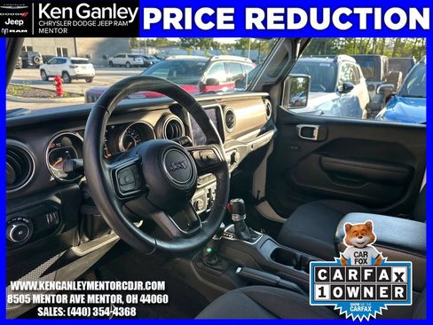Used 2023 Jeep Wrangler Unlimited Sport AWD/4WD image 19