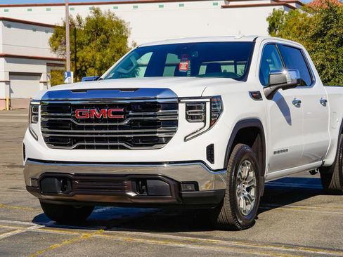 New 2026 GMC Sierra 1500 SLT w/ SLT Convenience Package image 2