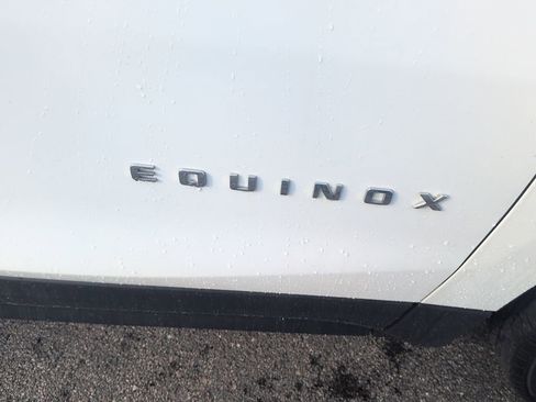 Used 2023 Chevrolet Equinox LT AWD/4WD image 18