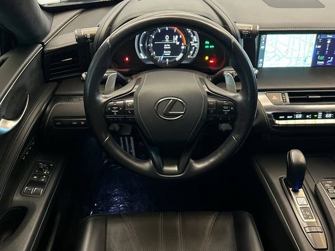 Used 2018 Lexus LC 500 Coupe w/ Touring Package RWD image 14