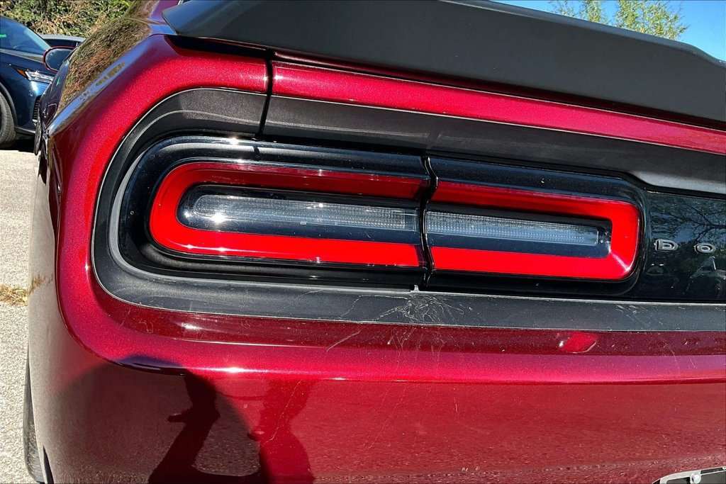 Used 2020 Dodge Challenger R/T RWD image 40
