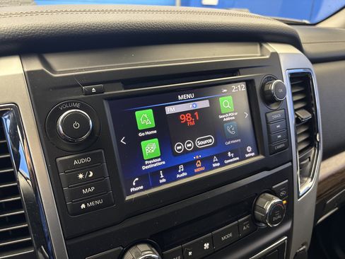 Used 2019 Nissan Titan SL w/ Chrome Package image 19