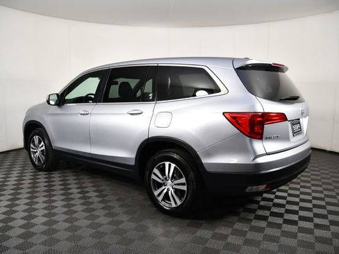 Used 2017 Honda Pilot EX-L image 10