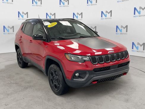 Used 2023 Jeep Compass Trailhawk w/ Trailhawk Convenience Group image 5