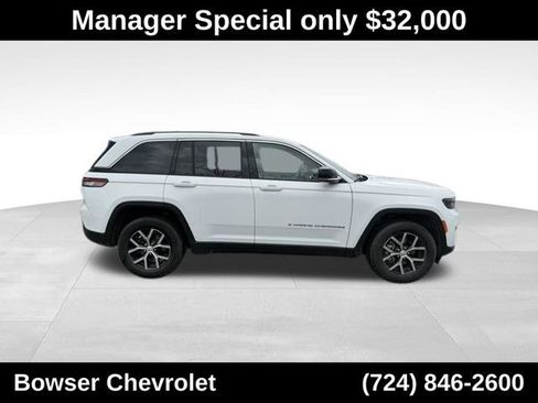 Used 2023 Jeep Grand Cherokee Limited w/ Trailer Tow Prep Group (B) AWD/4WD image 7