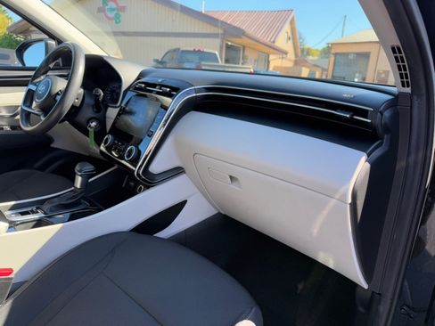 Used 2022 Hyundai Tucson SE AWD/4WD image 12