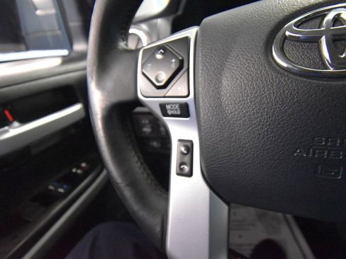 Used 2019 Toyota Tundra Limited w/ Limited Premium Package image 10