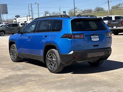 New 2026 Jeep Cherokee Laredo image 10