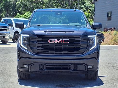 Used 2025 GMC Sierra 1500 Elevation AWD/4WD image 2