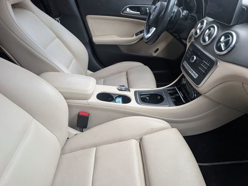 Used 2019 Mercedes-Benz CLA 250 CLA 250 image 22