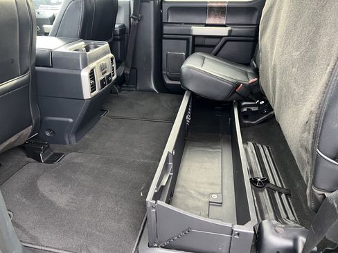 Used 2022 Ford F350 Lariat w/ Lariat Ultimate Package image 18