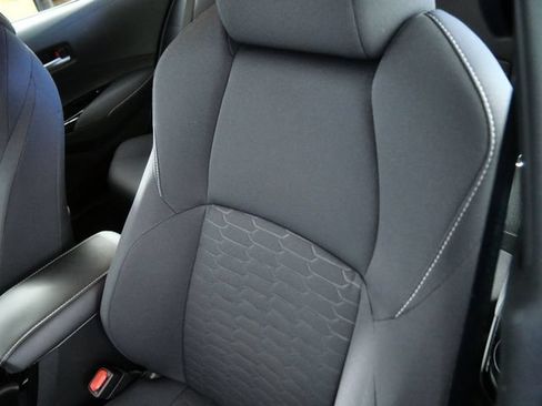 Used 2021 Toyota Corolla SE FWD image 17