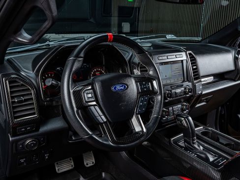 Used 2019 Ford F150 Raptor w/ Equipment Group 802A Luxury image 16