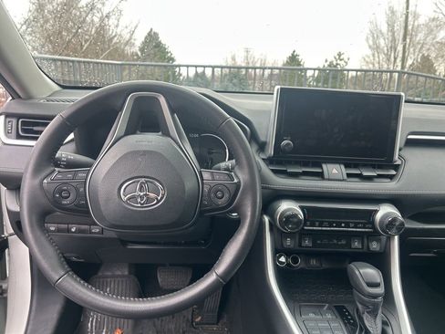 Used 2023 Toyota RAV4 XLE image 26