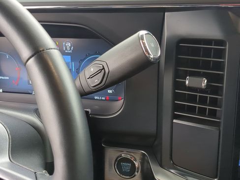 Used 2023 Ford F250 Lariat w/ Sport Appearance Package image 20