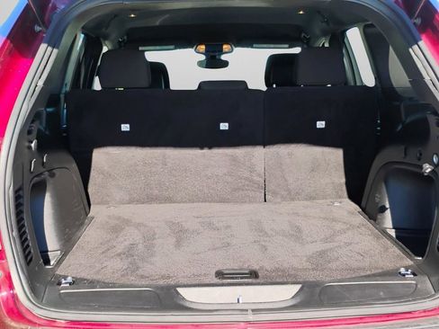 Used 2022 Jeep Grand Cherokee Laredo E image 32