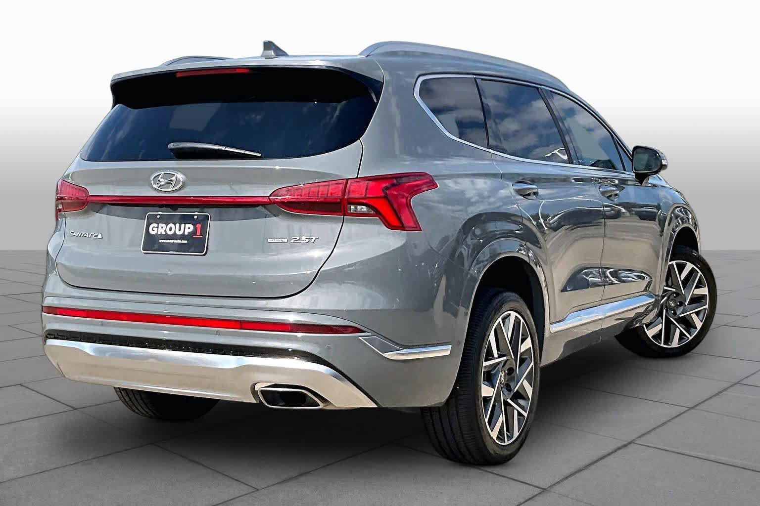Used 2023 Hyundai Santa Fe Calligraphy AWD/4WD image 13