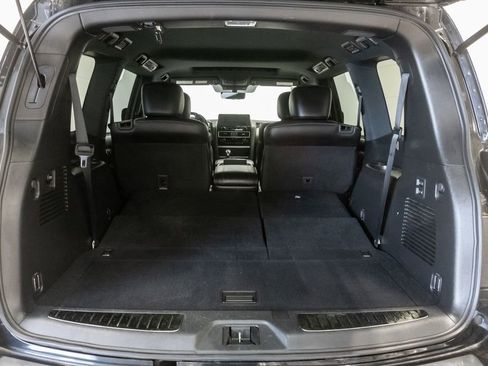 Used 2024 INFINITI QX80 Sensory w/ Cargo Package AWD/4WD image 37