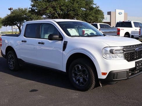Used 2024 Ford Maverick XLT AWD/4WD image 9