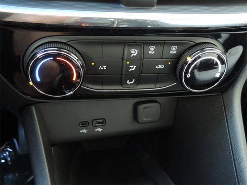 New 2026 Buick Encore GX Sport Touring image 19