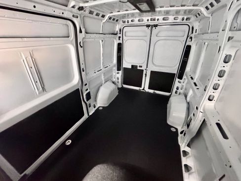 New 2026 RAM ProMaster 1500 w/ Convenience Group FWD image 12