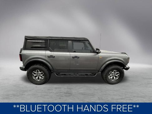 Used 2022 Ford Bronco Badlands image 3