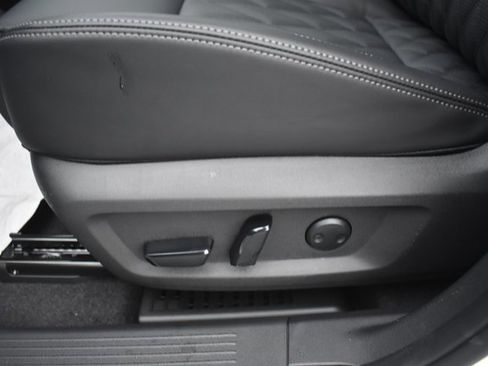 New 2026 Nissan Rogue Platinum w/ Platinum Premium Package image 13