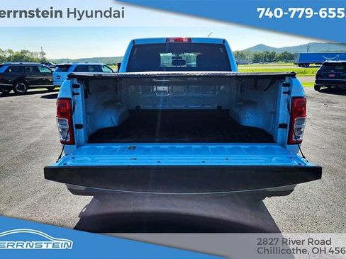 Used 2024 RAM 3500 Tradesman w/ Chrome Appearance Group AWD/4WD image 15