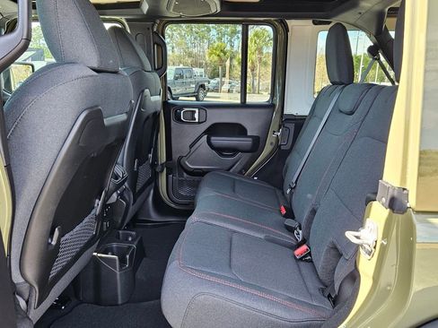 New 2026 Jeep Wrangler Unlimited Rubicon AWD/4WD image 11