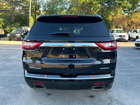 Used 2021 Chevrolet Traverse Premier image 9