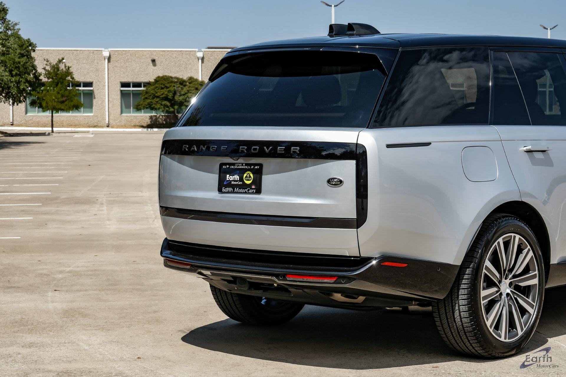 Used 2023 Land Rover Range Rover SE AWD/4WD image 17