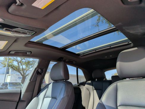 Used 2019 Audi Q8 Premium Plus w/ Premium Plus image 27