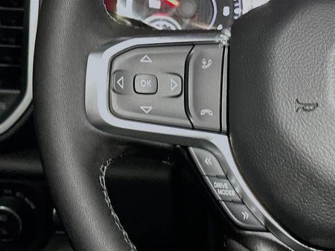 New 2026 RAM 1500 4x4 Crew Cab image 28