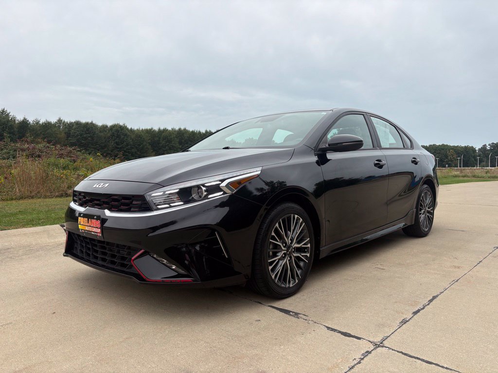 Used 2023 Kia Forte GT-Line FWD image 1