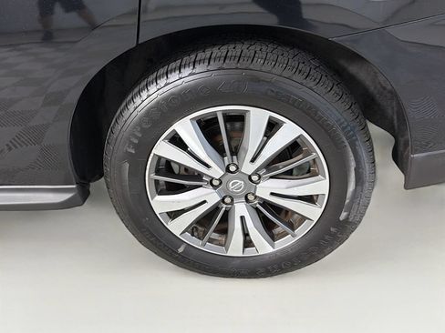 Used 2020 Nissan Pathfinder S FWD image 33