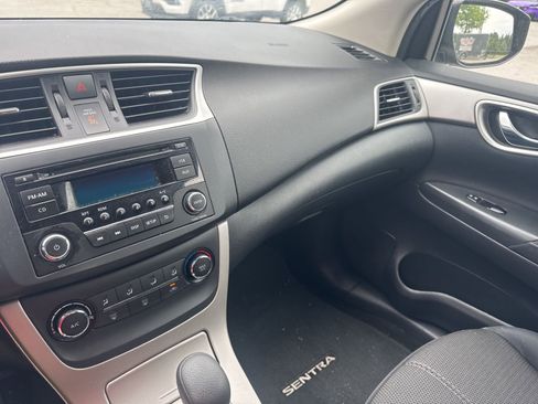 Used 2015 Nissan Sentra S FWD image 15