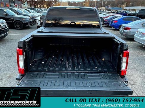 Used 2017 Ford F250 XLT w/ XLT Premium Package image 17