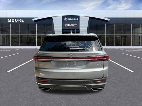 Used 2025 Buick Enclave Preferred FWD image 9